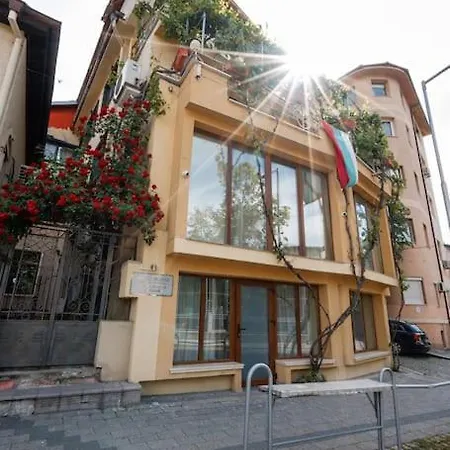 Artistic Loft With Amazing View * Plovdiv