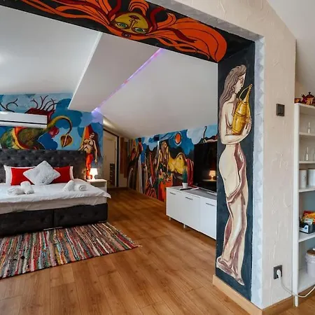Apartment Artistic Loft With Amazing View Plovdiv